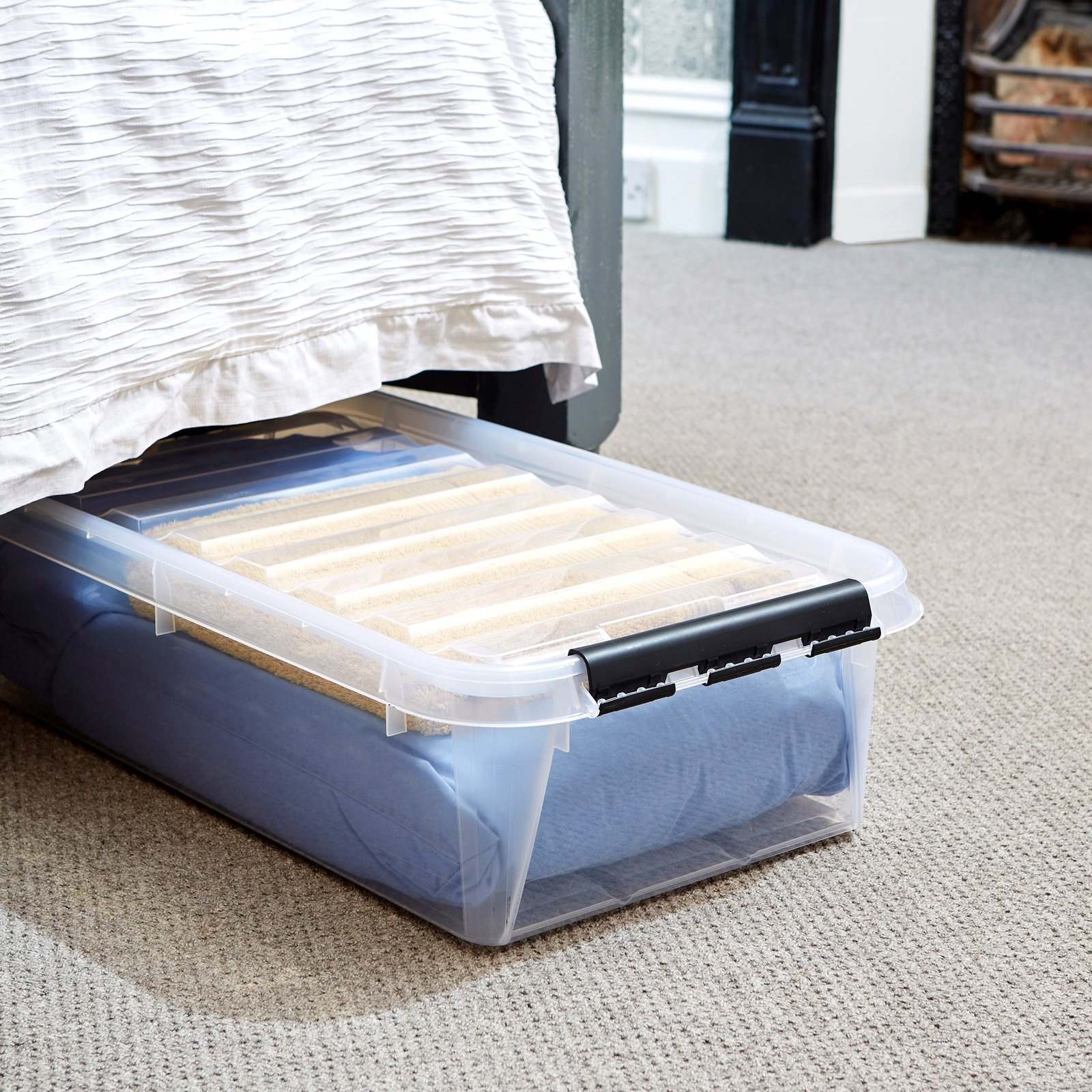 pic_9676_1_624aad5b4a0a0_98f04c68-3380-47bf-81ae-d25136aa6103.jpg 3 X Plastic Underbed Storage Box - Image 4