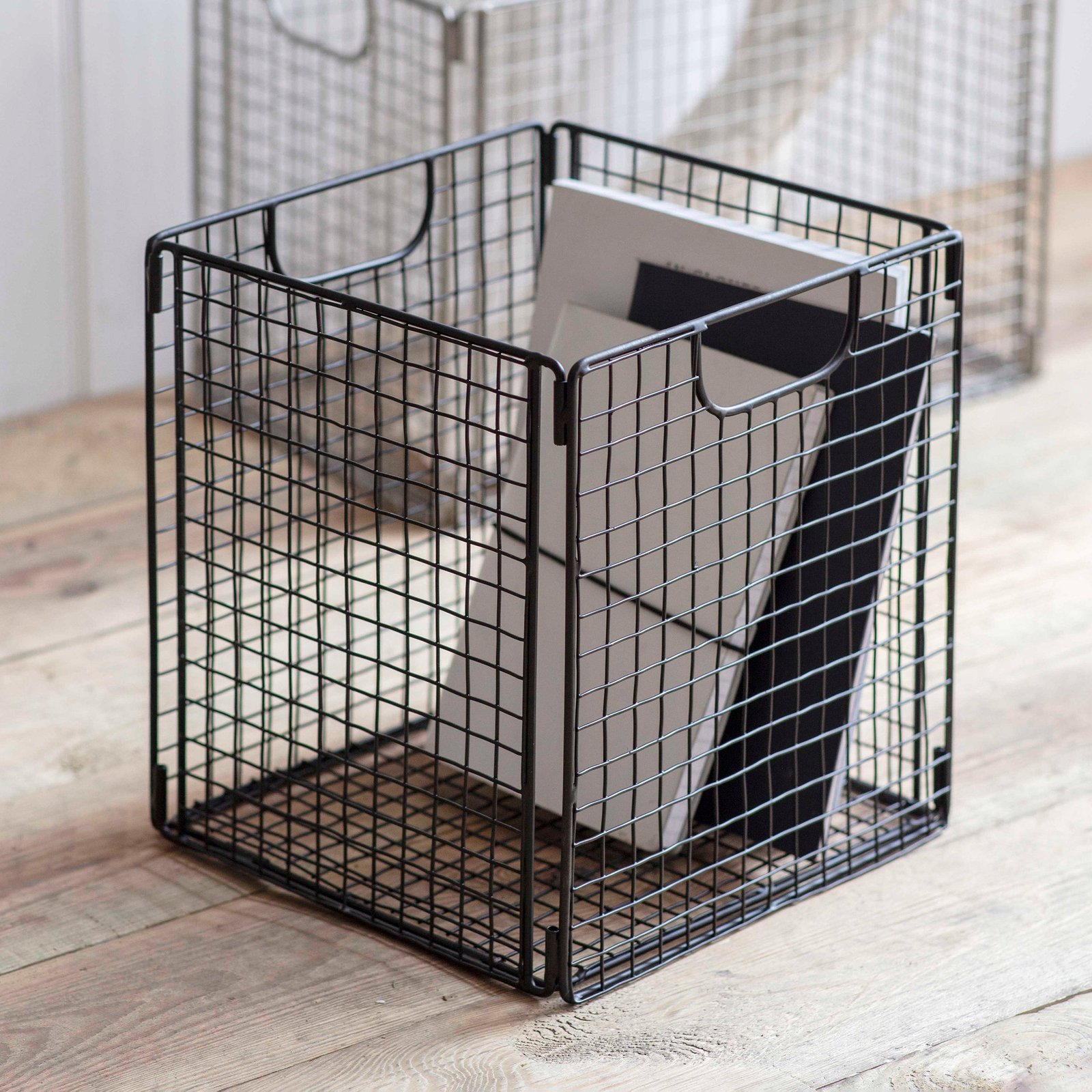 pic_9974_1_624da481b0401.jpg Small Foldable Storage Box Wirework